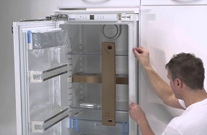 Установка встраиваемого холодильника в Смоленске